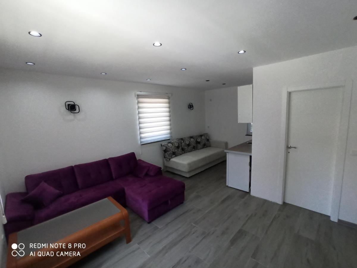 Apartmani Kula Tuzla Exterior photo